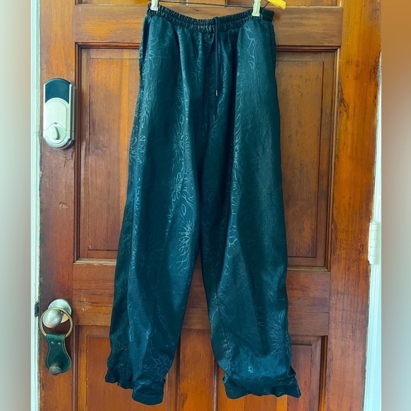 Vintage Pants - Vintage Black Satin Jogger Pants Floral Pattern, Elastic Waist, 80s 90s Size L